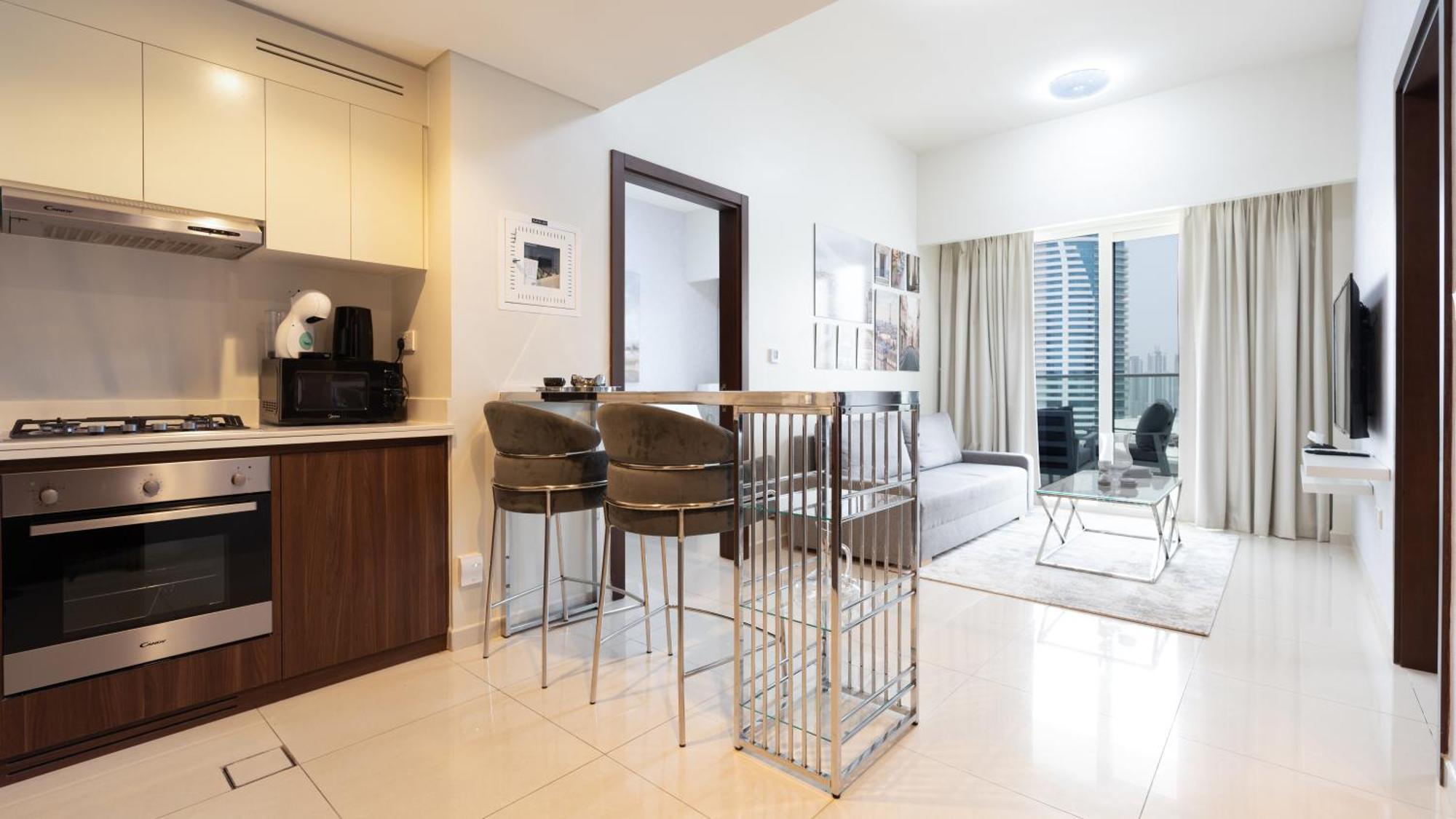 Luxury 2br With Burj View Gym & Pool دبي