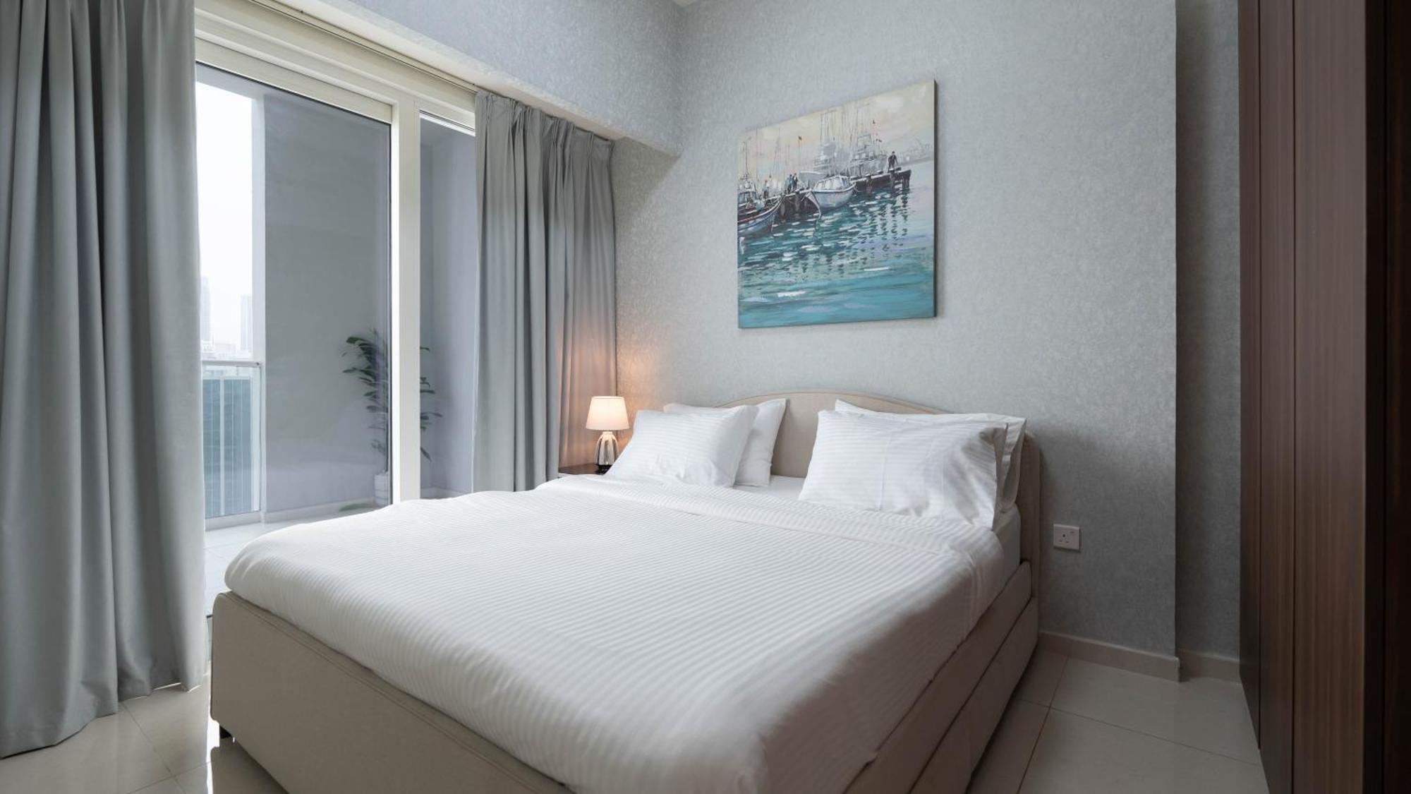 Apartment Luxury 2br With Burj View Gym & Pool